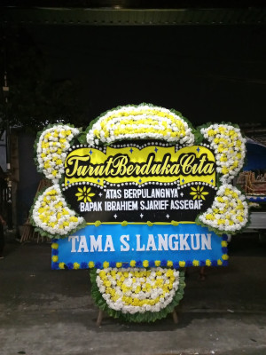 Papan Bunga Duka di Teripe Jaya